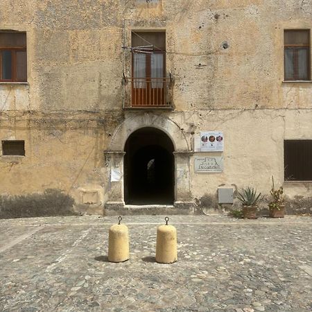 Al Castello Apartment Fiumefreddo Bruzio Exterior foto